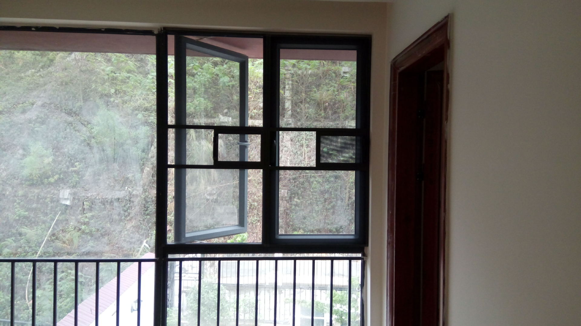 厂家直销 防虫隐形纱窗 手动折叠纱窗 铝合金纱窗 防蚊窗纱