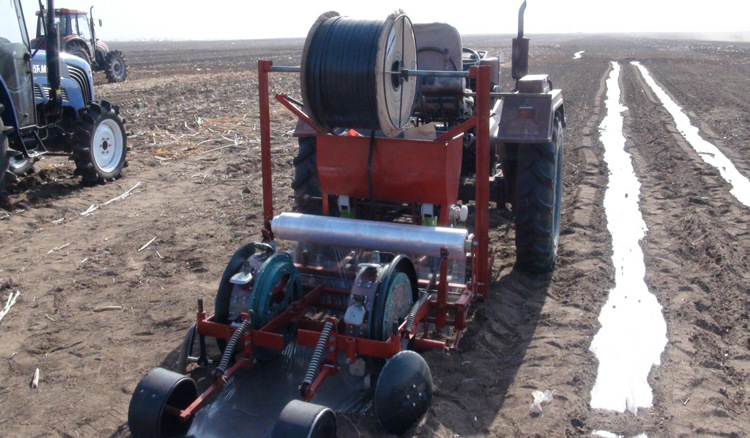 供应滴灌带单翼迷宫式滴灌带pe滴灌带新款贴片滴灌系列厂