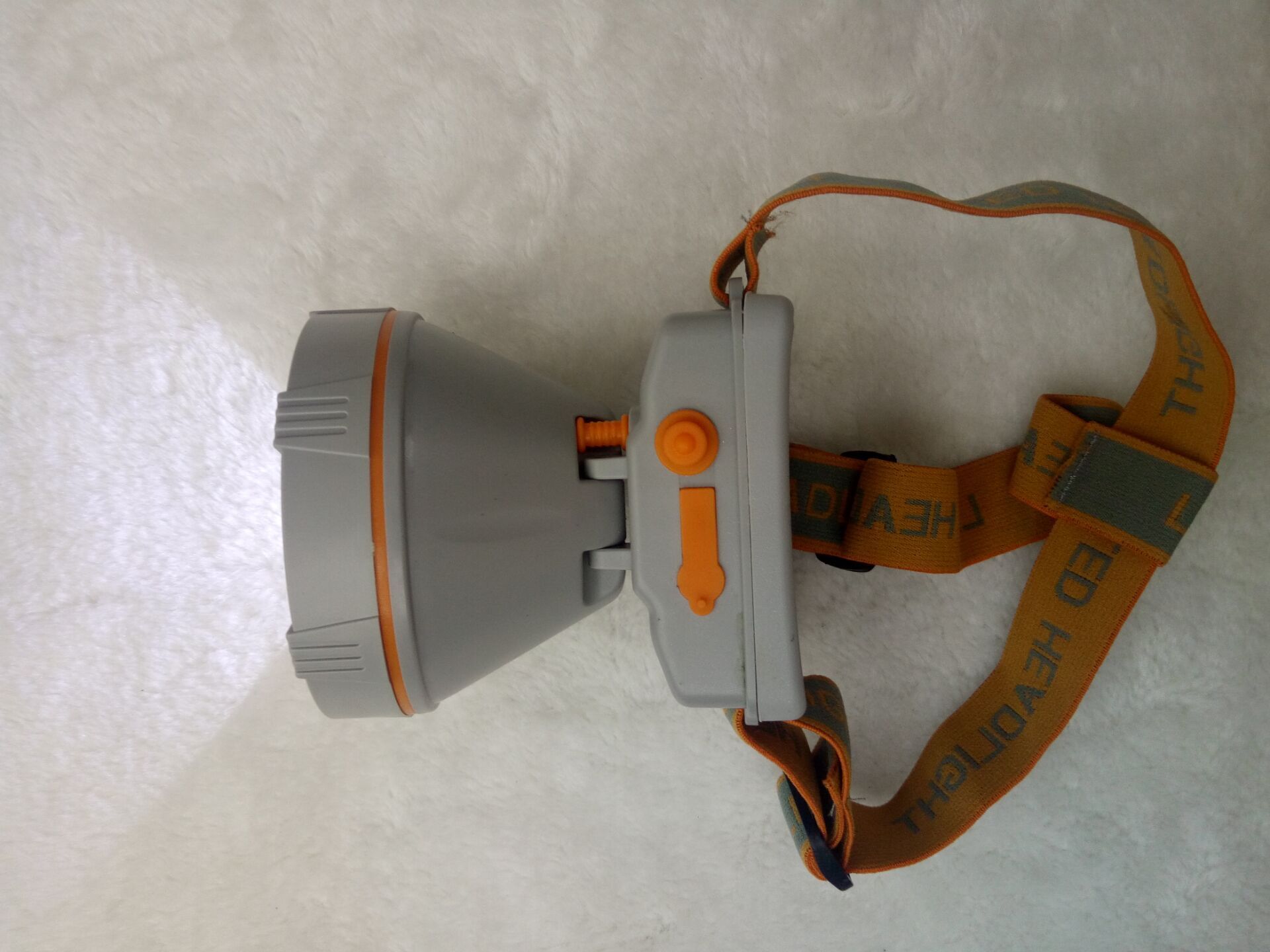 外置2节18650锂电池头灯,野外作业专