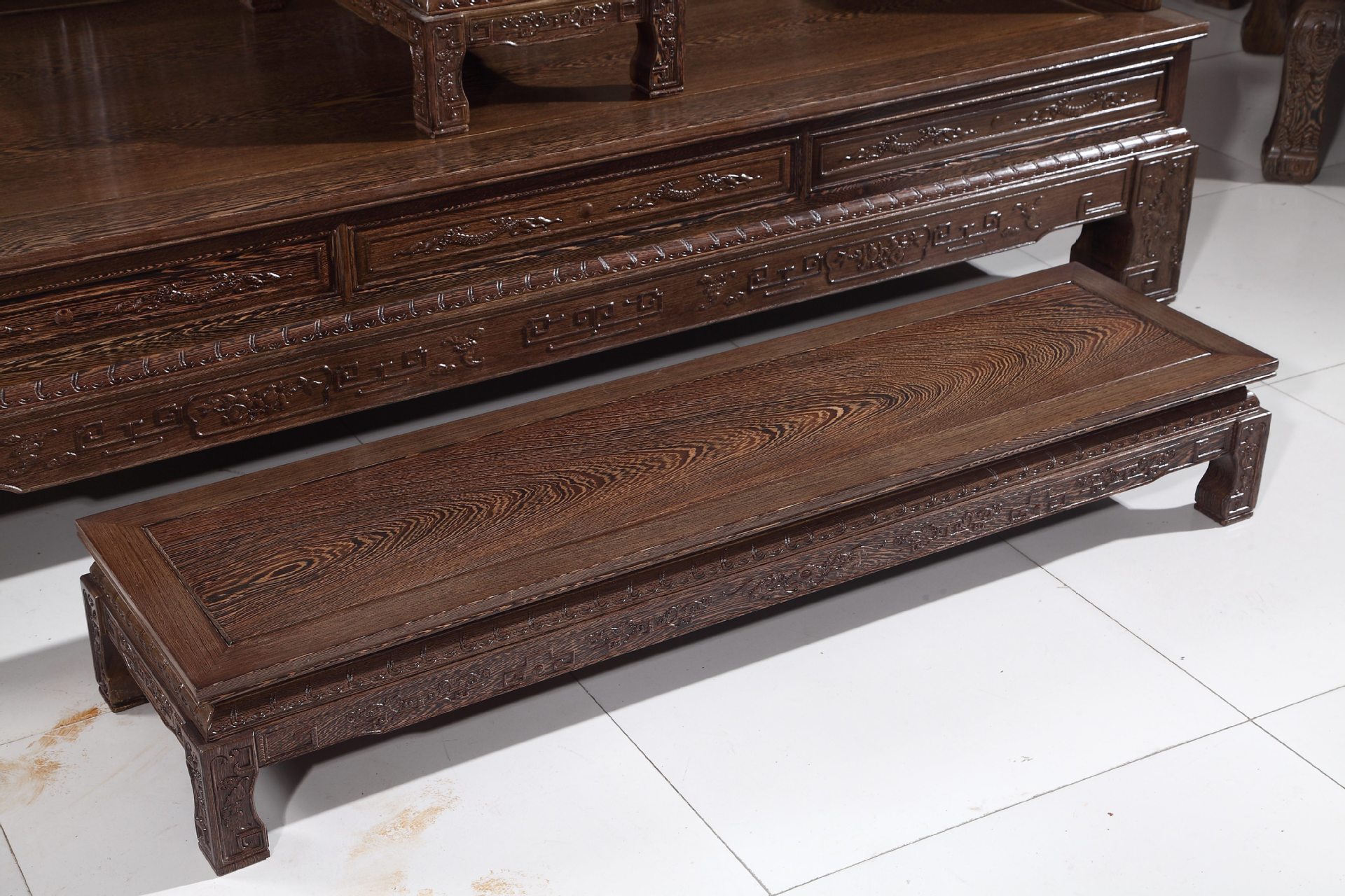 明清仿古茶室休闲雕花罗汉床 古典双人座罗汉床 鸡翅木罗汉床 - 家具