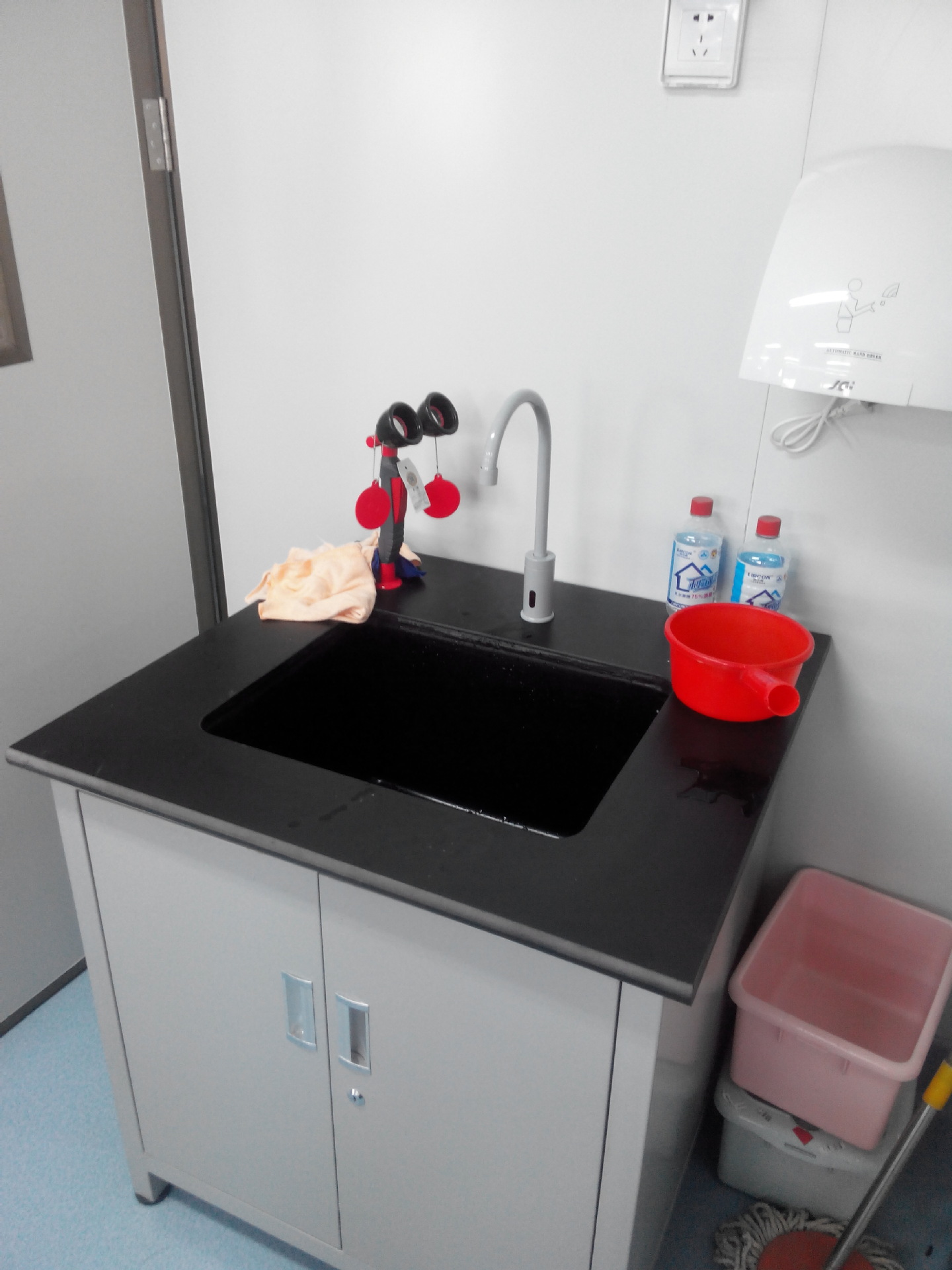 供应化学实验室(检验室)台式洗眼器