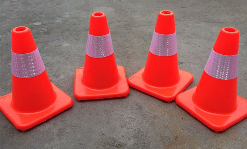 优质pvc路锥 30cm橡胶pvc路锥 反光锥桶 雪糕筒 路障锥