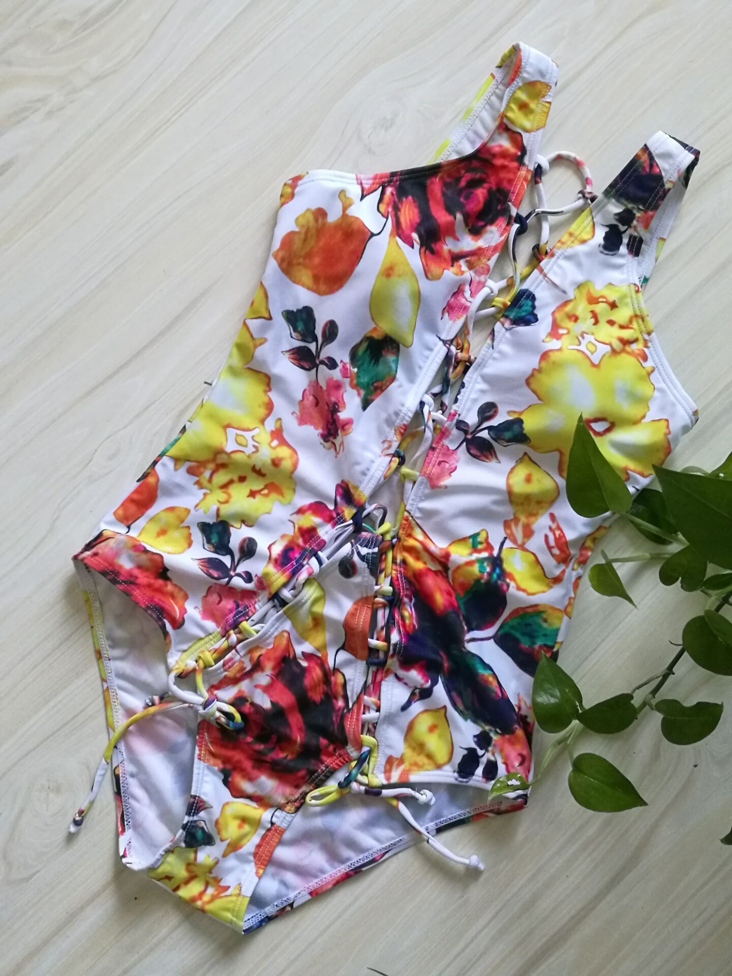 17欧美外贸女士连体交多绳比基尼泳衣爆款bikini花色系列