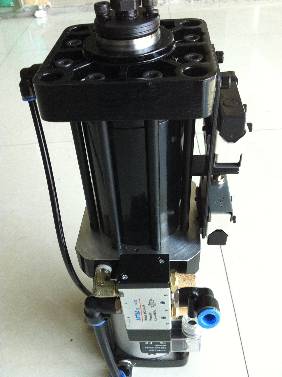 现货台湾协品豪澄打刀缸增压缸松刀气缸3.5t 4.5t6t