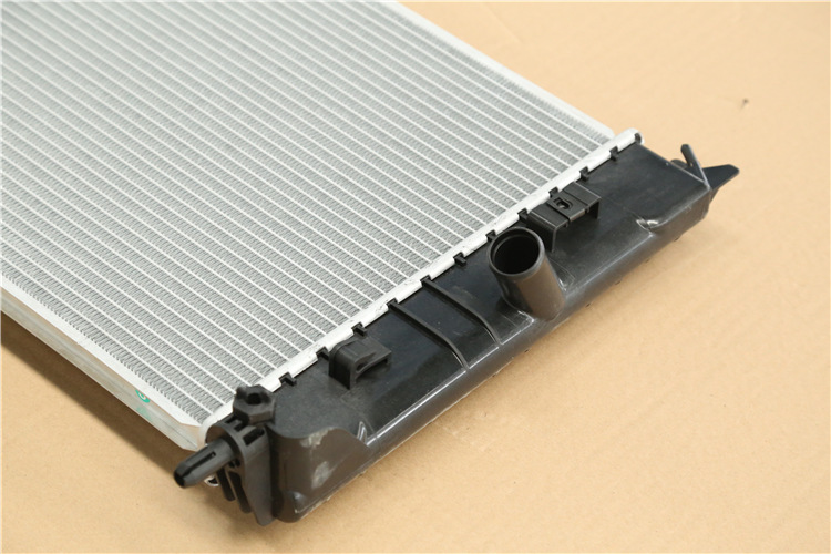 汽车散热器 水箱别克 buick 君越08-11