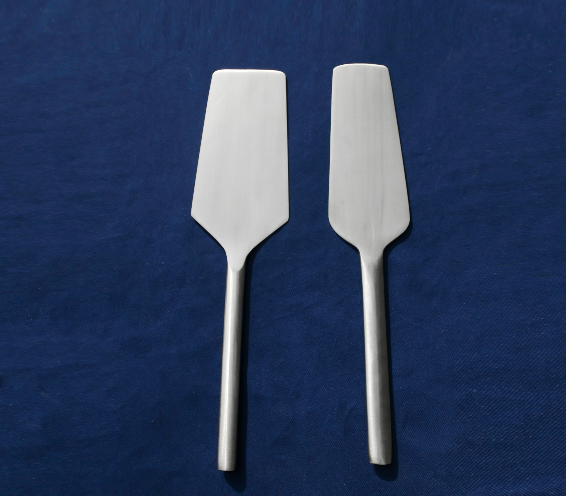 热销兴德顺不锈钢砖刀 灰刀双面瓦刀建筑工具厂家直销墙面抹泥刀