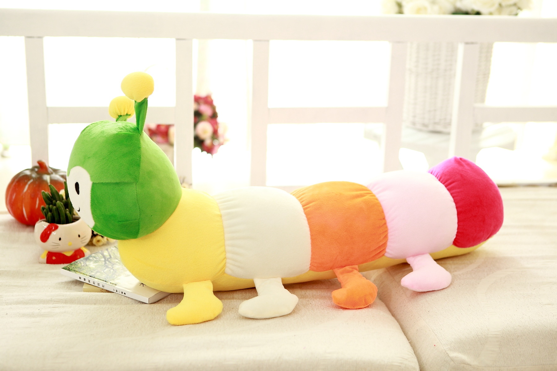 一件代发 毛绒玩具布娃娃威尼斯毛毛虫抱枕公仔儿童玩偶公仔