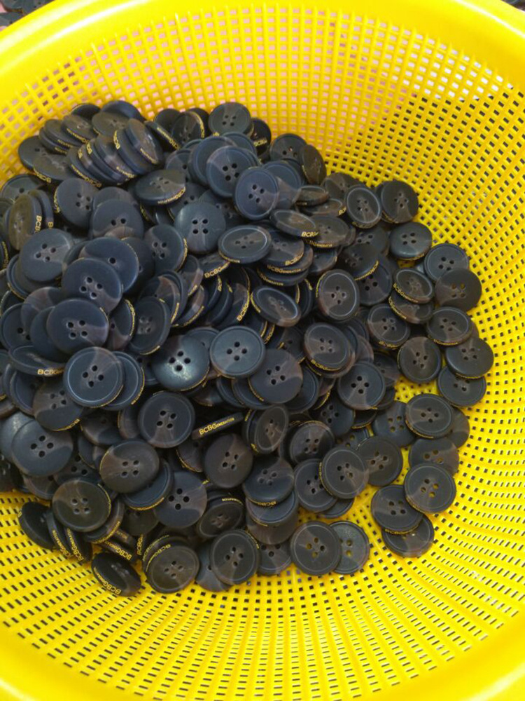 新款尿素纽扣低碳环保服装扣子男式女式外套衬衫扣子mhy款原扣