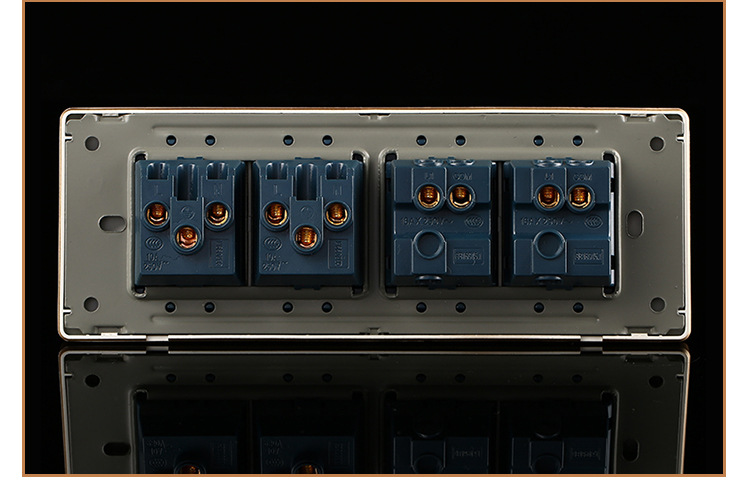 多规格供应四位20孔墙壁插座 明装电器多孔位插座面板 精选材质