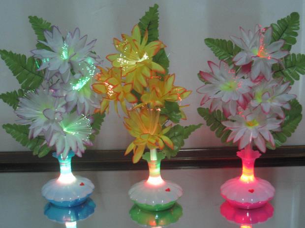 直销七彩闪光四朵菊花装饰光纤花手工制作菊花仿真花 地摊货源