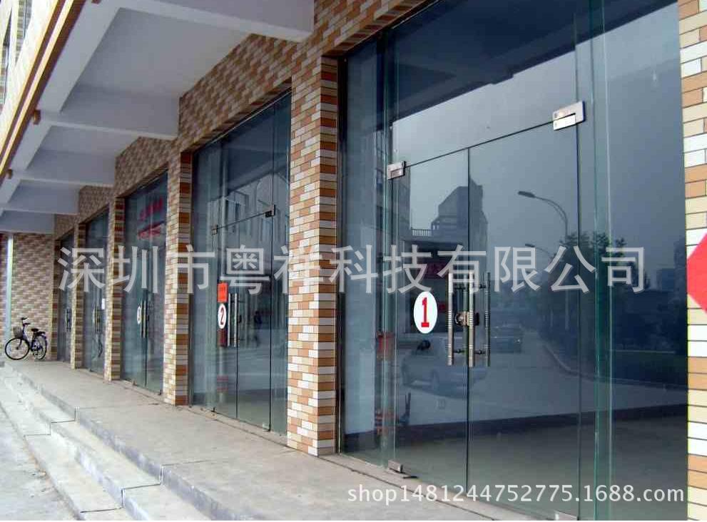 餐厅手动玻璃大门安装 商铺手动玻璃门报价 手动玻璃门厂家维修