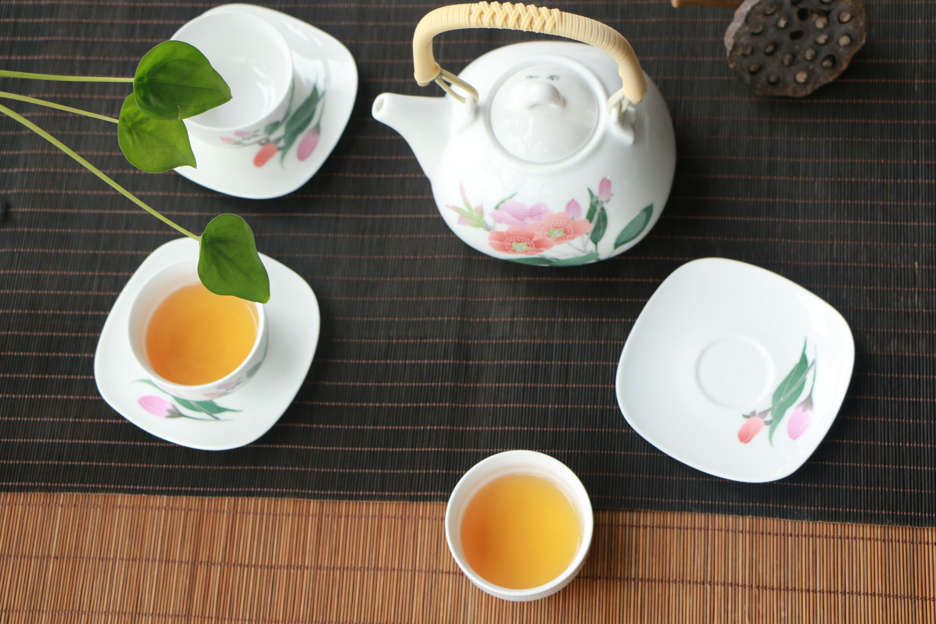 醴陵官润窑釉下五彩功夫茶具 绿茶茶具 四杯四碟手绘茶具