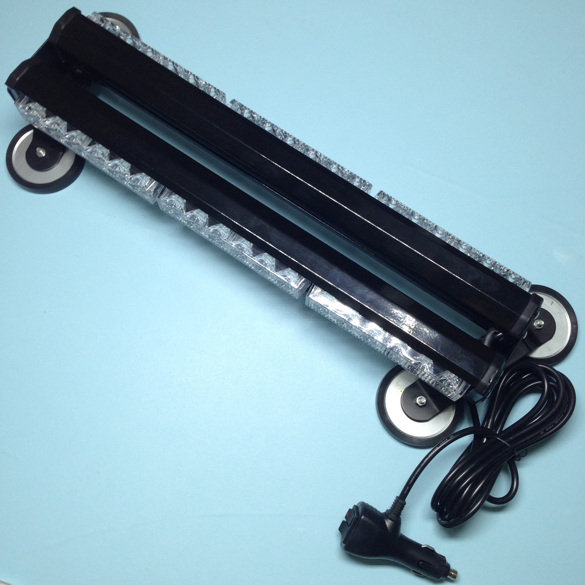 双向4脚强磁吸盘爆闪灯双排3节6led长杠警视灯巡逻开路灯