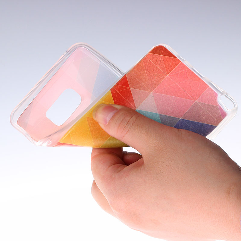 产品特性:优质tpu原材,附送挂绳,耐磨耐用,手感舒适,色彩逼真,型号