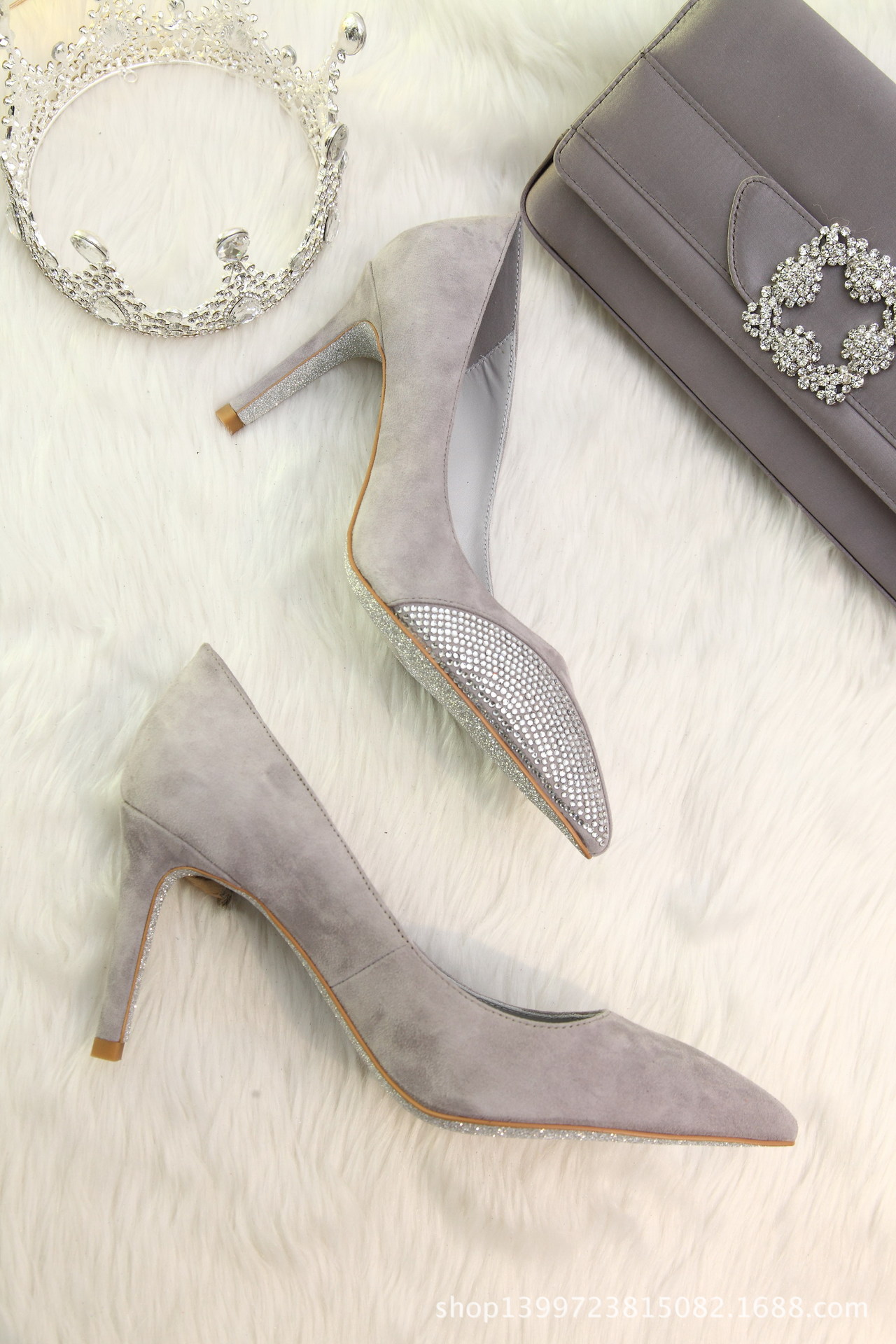 2016新款rc欧美精品大牌女鞋真皮尖头细跟羊反绒水钻高跟鞋女单鞋