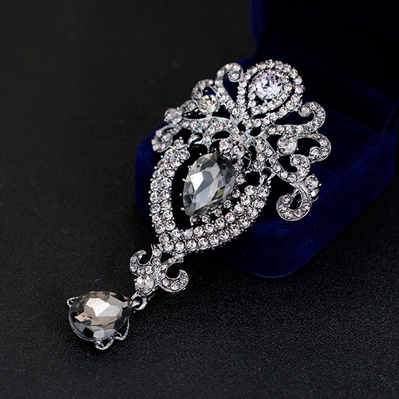 Brooch Fashion Crown Crystal Corsage Factory Direct Supply Clothing Accessories Clothing Pendant Glass Brooch