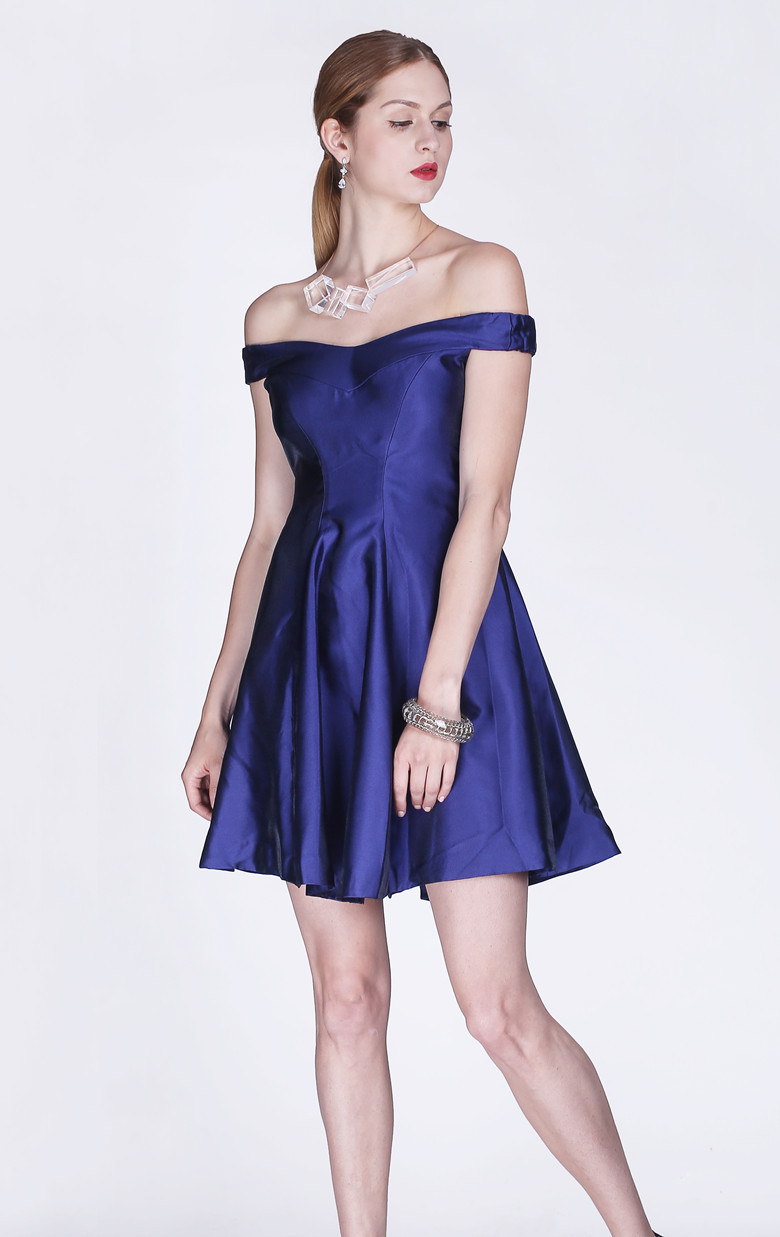 2016春装新品 一字肩 一字领露肩小礼服 a字蓬蓬裙收腰连衣裙