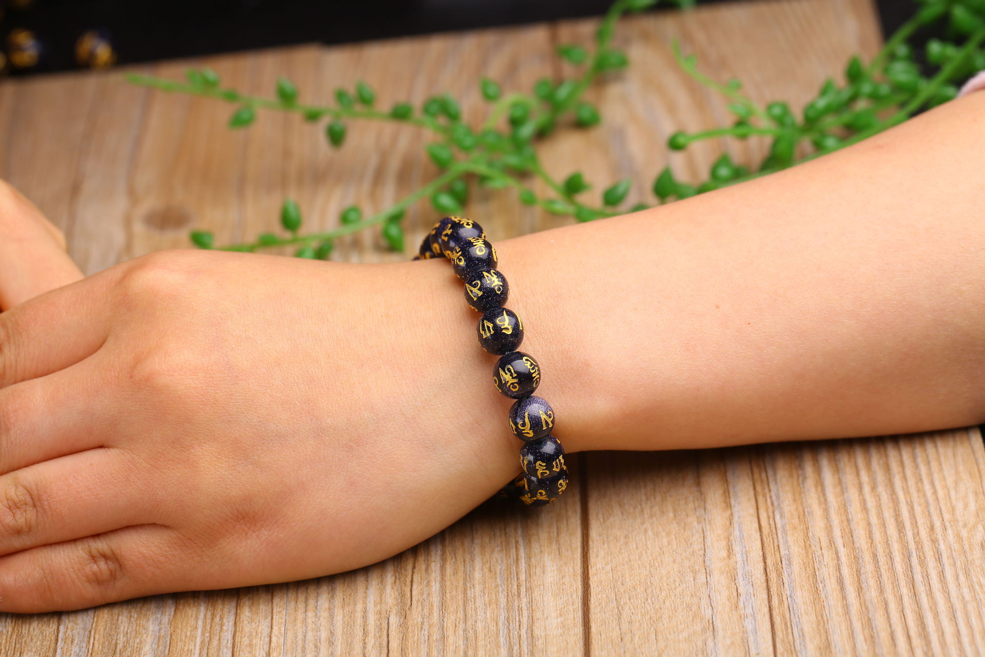 diy蓝砂石六子真言散珠半成品 手工手链项链饰品材料天然水.