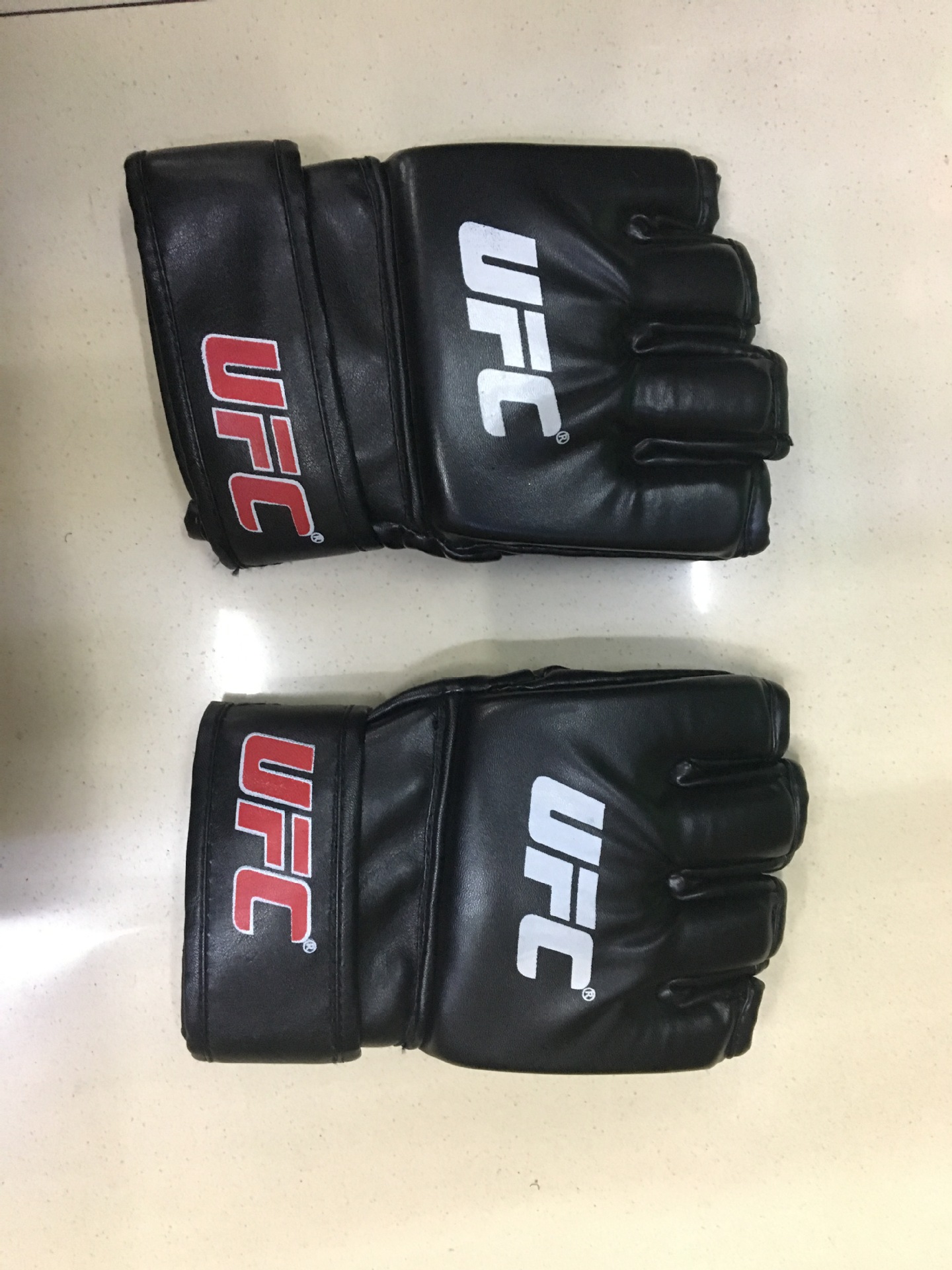 ufc男女散打格斗训练半指手套拳击手套批发特价