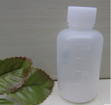 厂家直销30ml医药瓶 液体塑料瓶 pe带刻度小瓶子现货供应低价批发