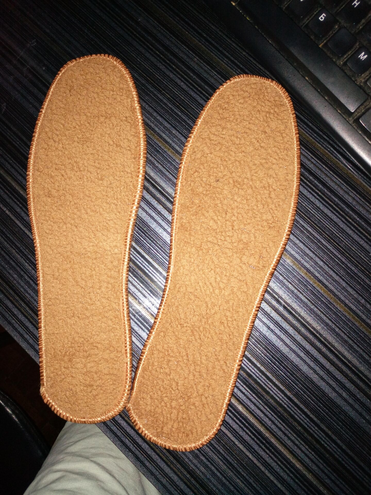 厂家批发保暖棉鞋垫 羊驼绒鞋垫 棕色羊毛鞋垫批发