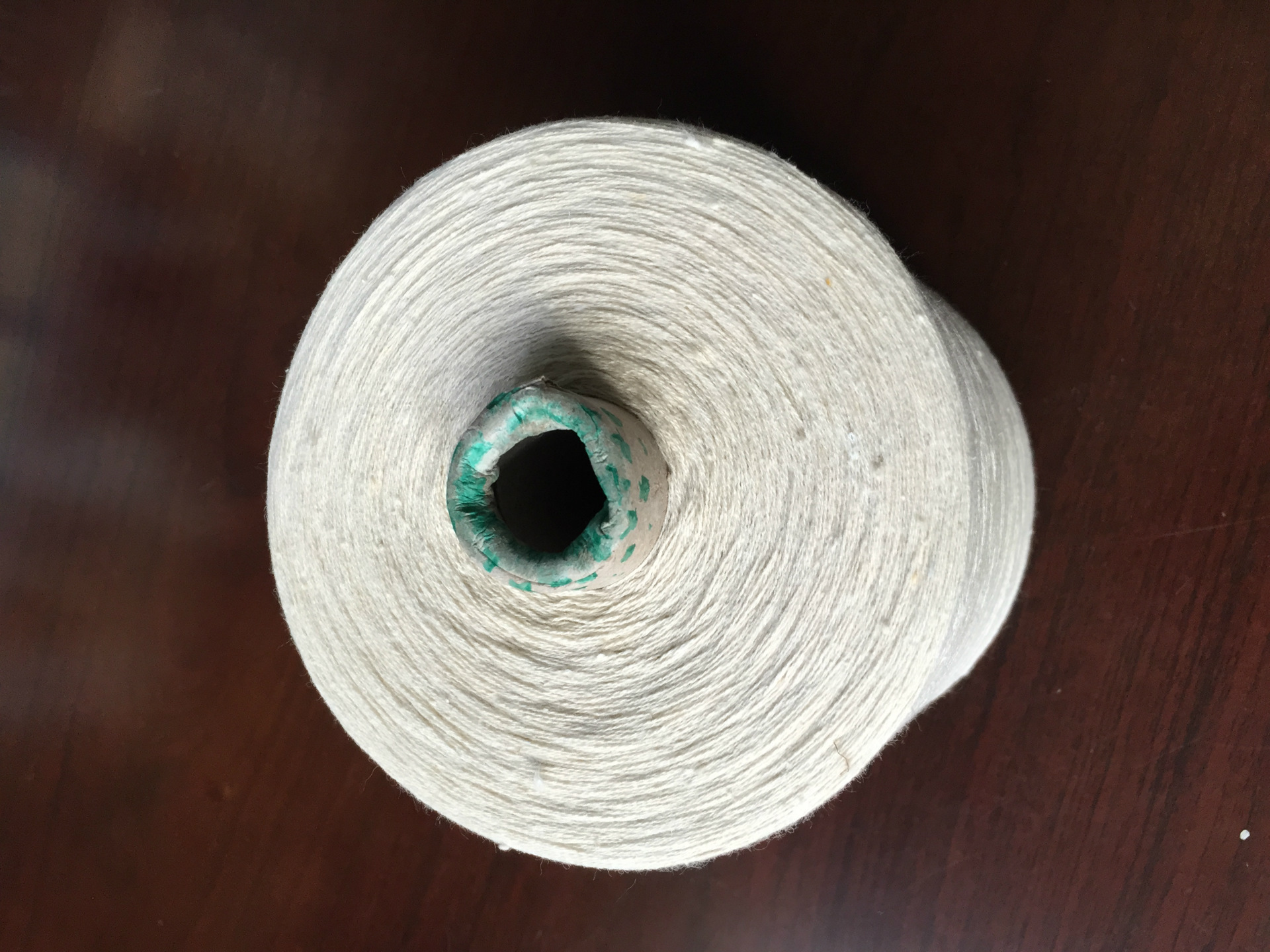 油丝绢棉袜子混纺纱线纺织针织面料