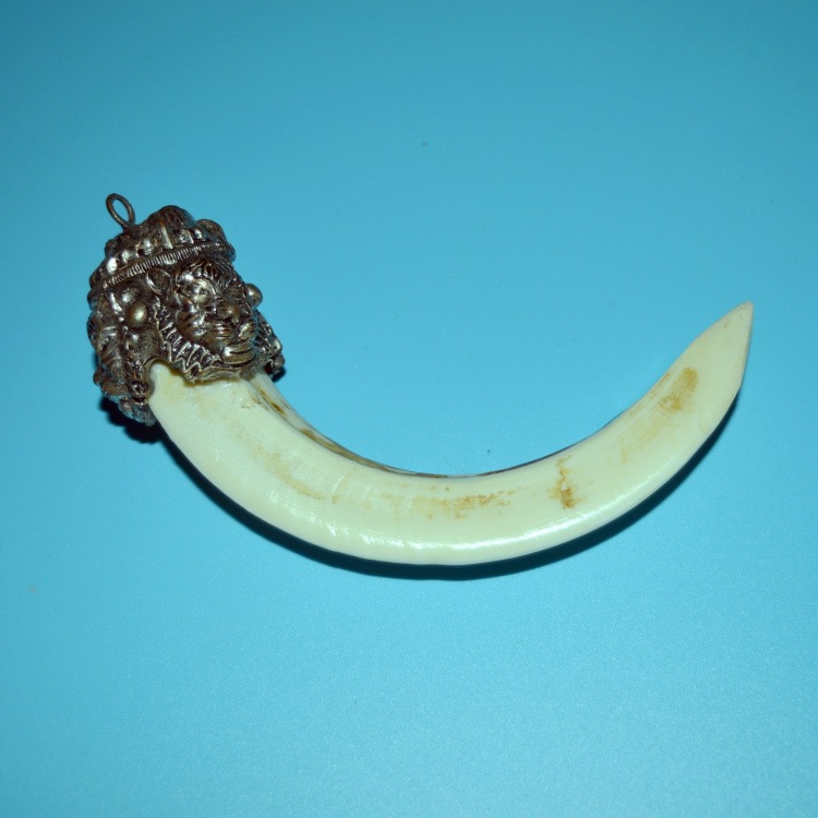 古玩杂项/野猪牙仿古辟邪镇宅珐琅彩狮子头包野猪牙饰品