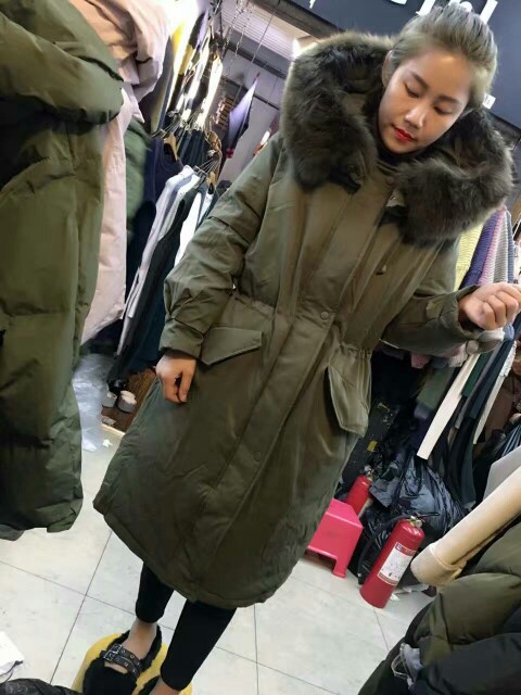 米索羽绒服**冬中长超大粉色毛领风衣羽绒收腰外套女misu.