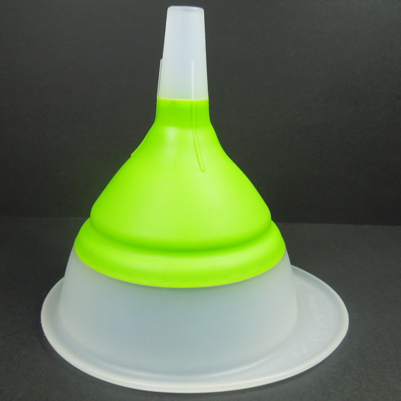 硅胶包塑胶折叠漏斗,折叠漏斗,厂价直销,硅胶包塑胶款式