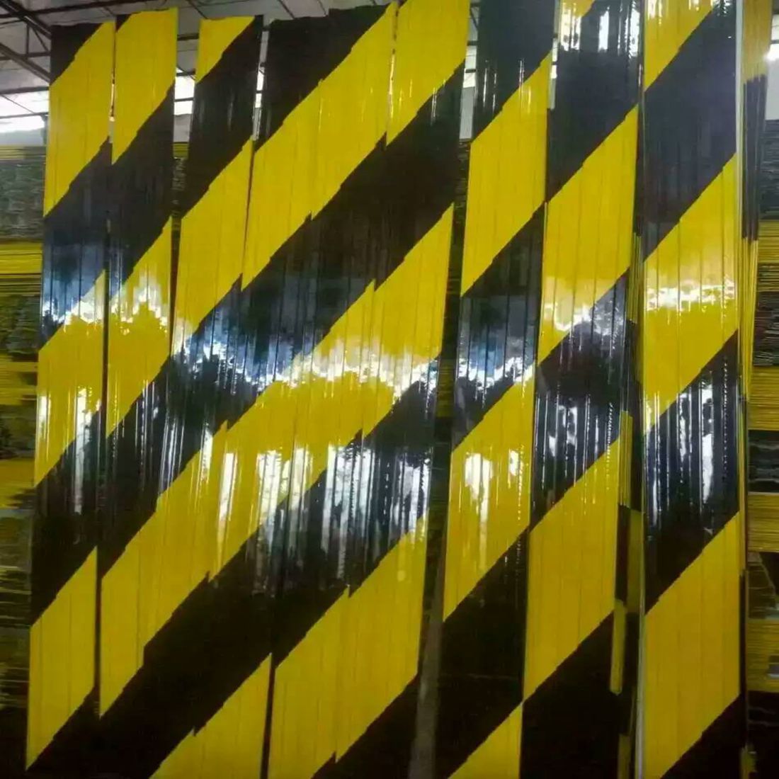 厂家直销建筑工地施工楼面铝合金踢脚板地脚线