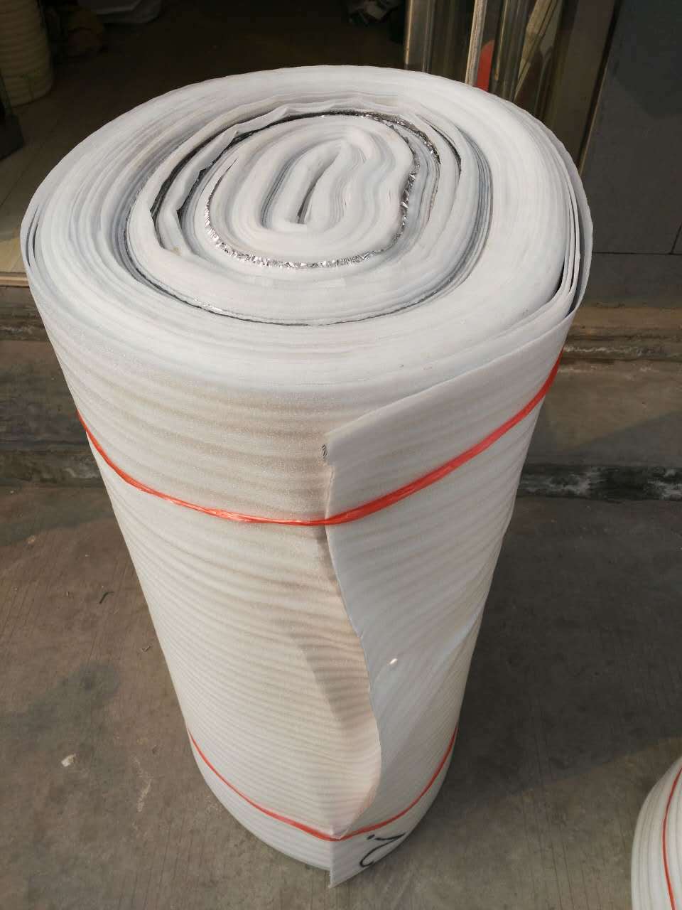 地暖保温膜 铝箔反射膜 地暖epe反射材料 电暖专供地热膜