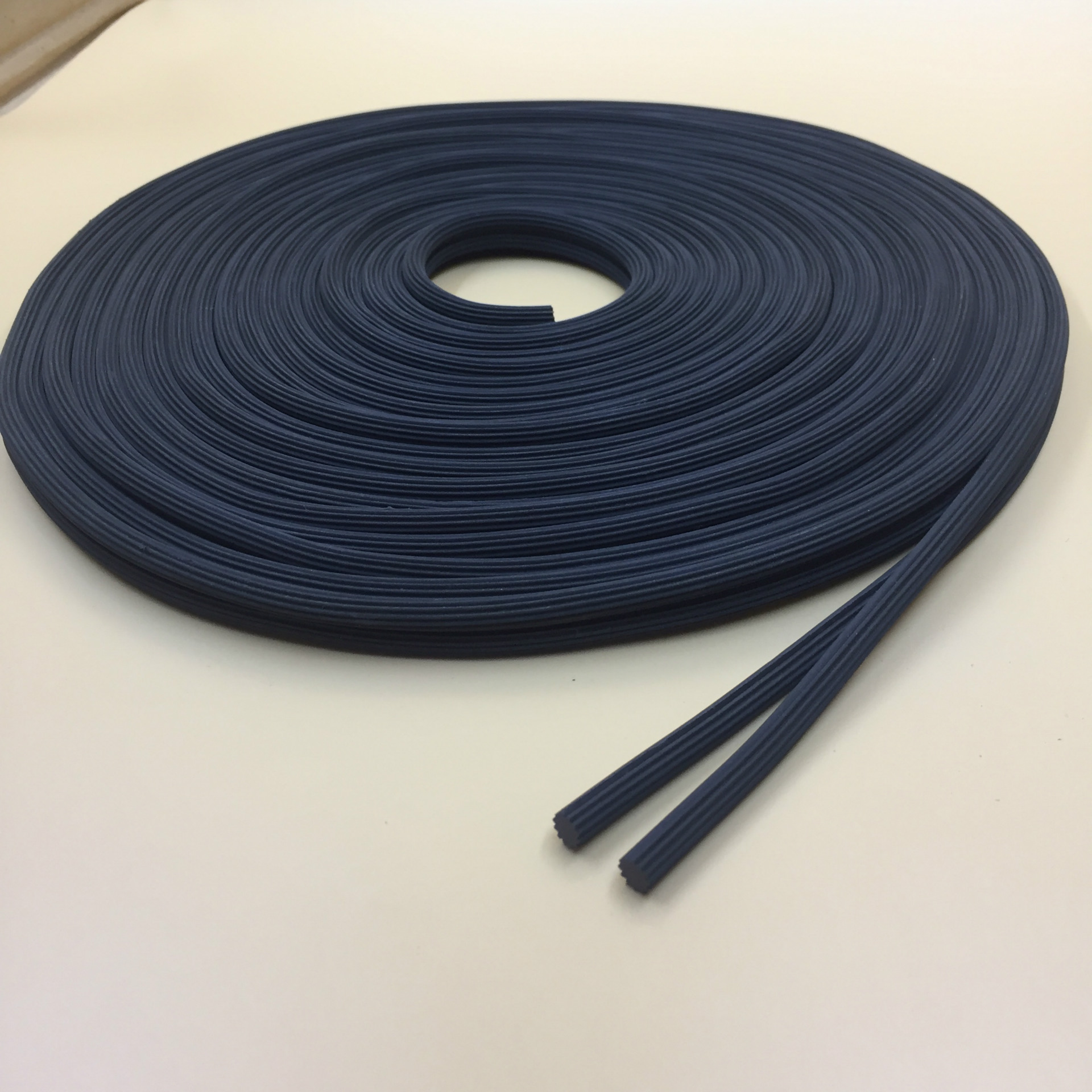 门窗密封橡胶条 门窗纱条 pvc胶条 三元乙丙橡胶条 纱窗压条