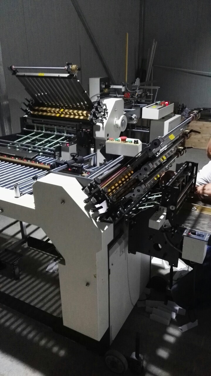 6 6梭折页机,470型.