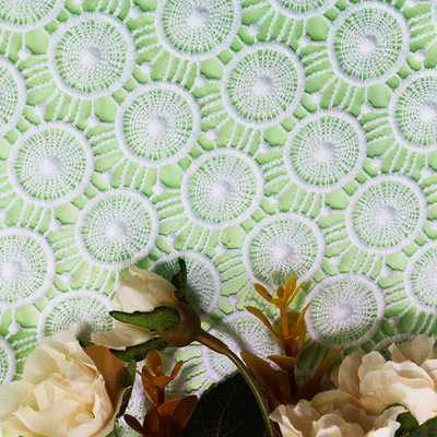 厂家直销 全涤电脑水溶绣花布 时装连衣裙婚纱礼服家纺鞋料刺绣