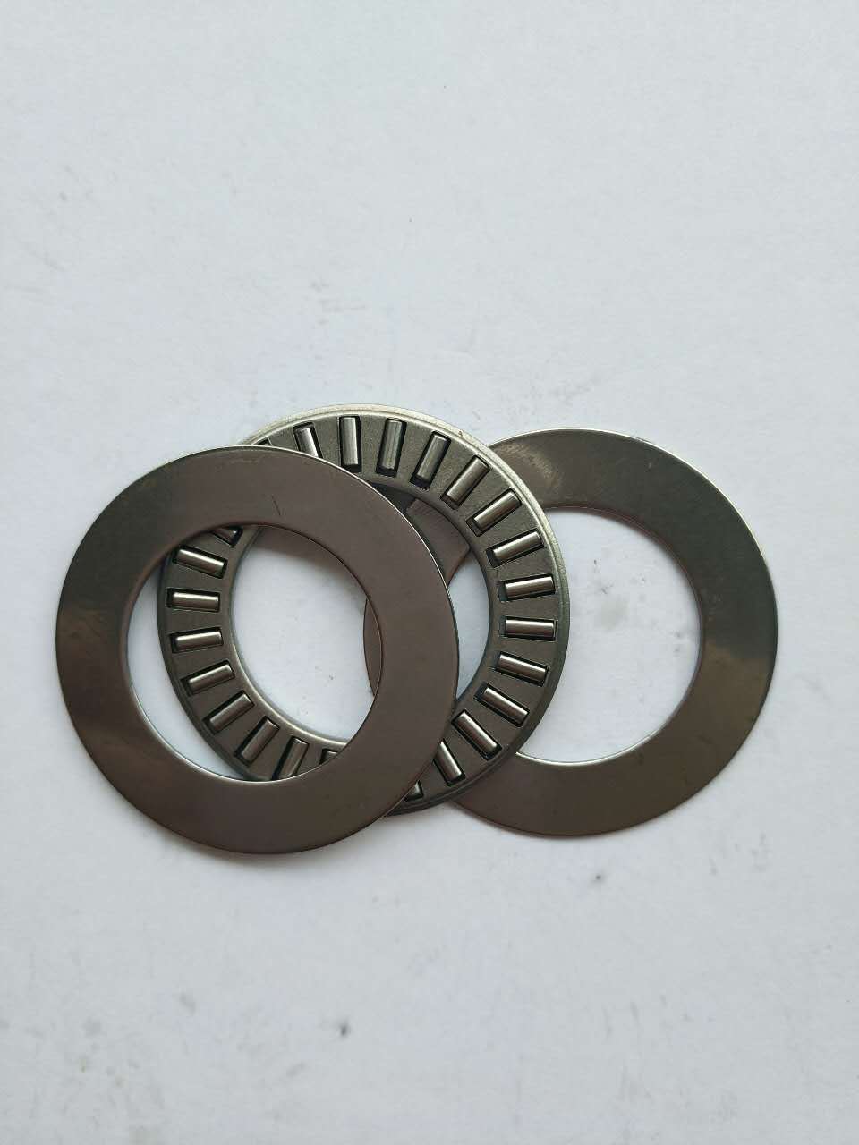供应平面推力滚针轴承axk17302as老代号889103内17外30高4