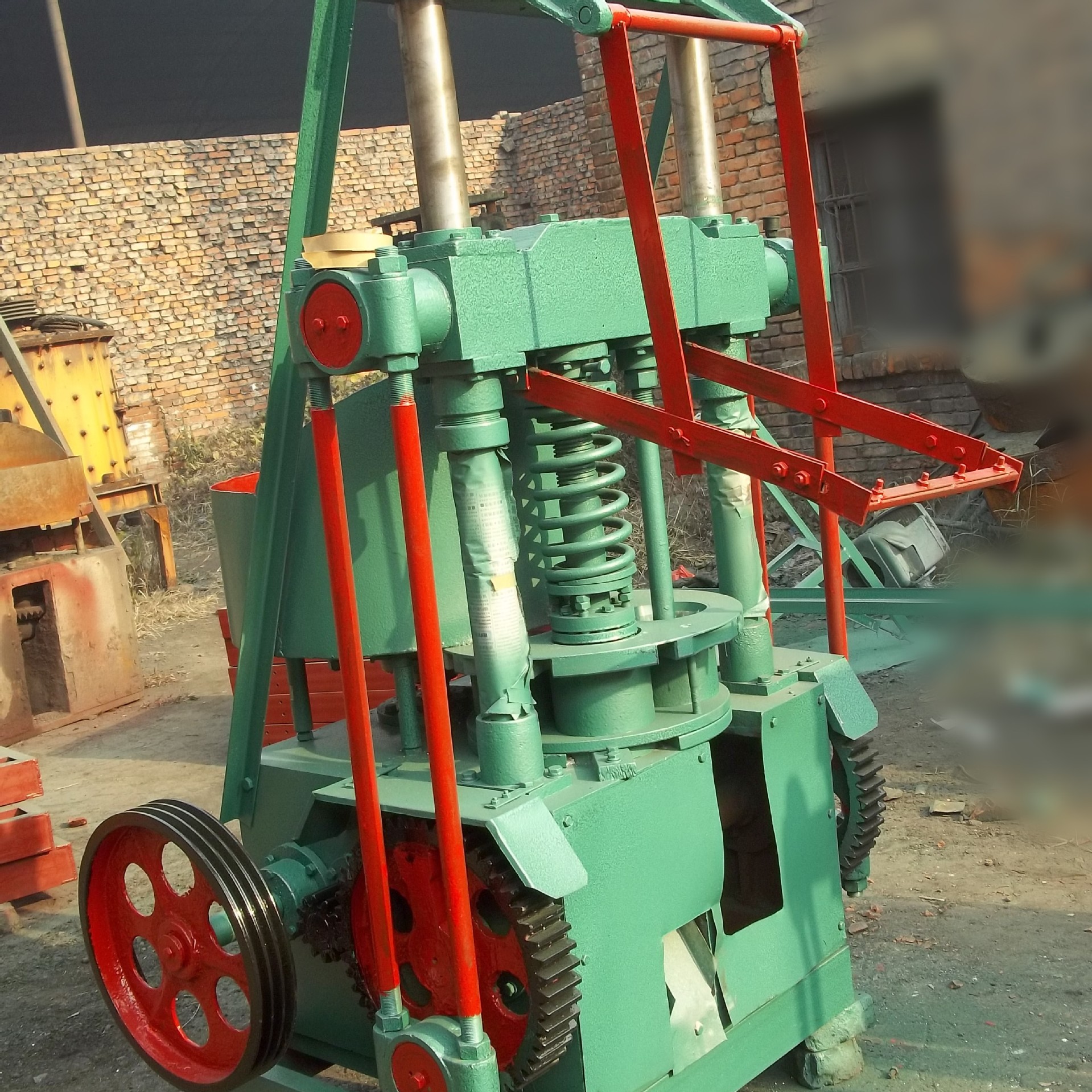 煤矿节煤设备 丰迈机械蜂窝煤球机 专业生产打煤球机 120型煤球机 - 