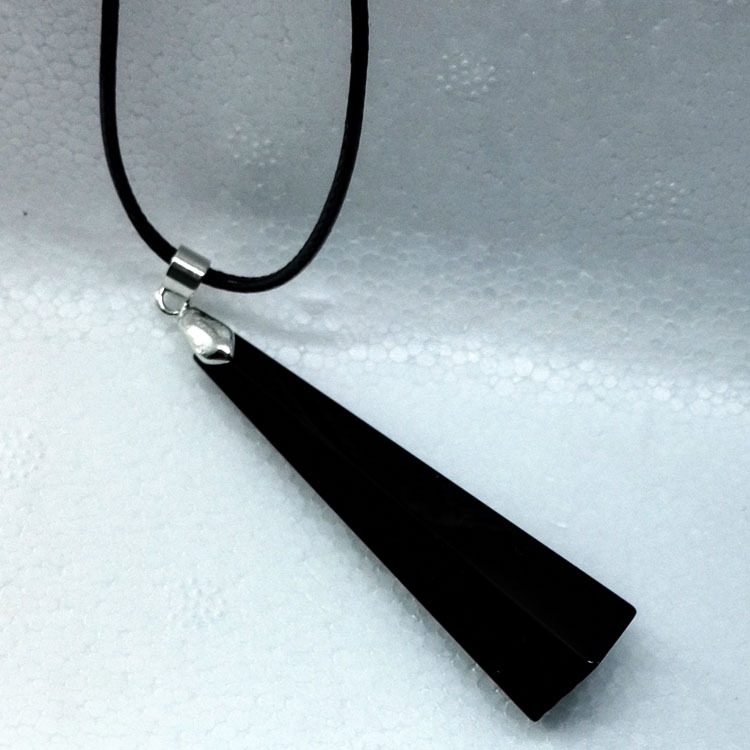 怀琅 玻璃水晶菱形吊坠创意六角柱吊坠 百搭时尚短款水晶项链