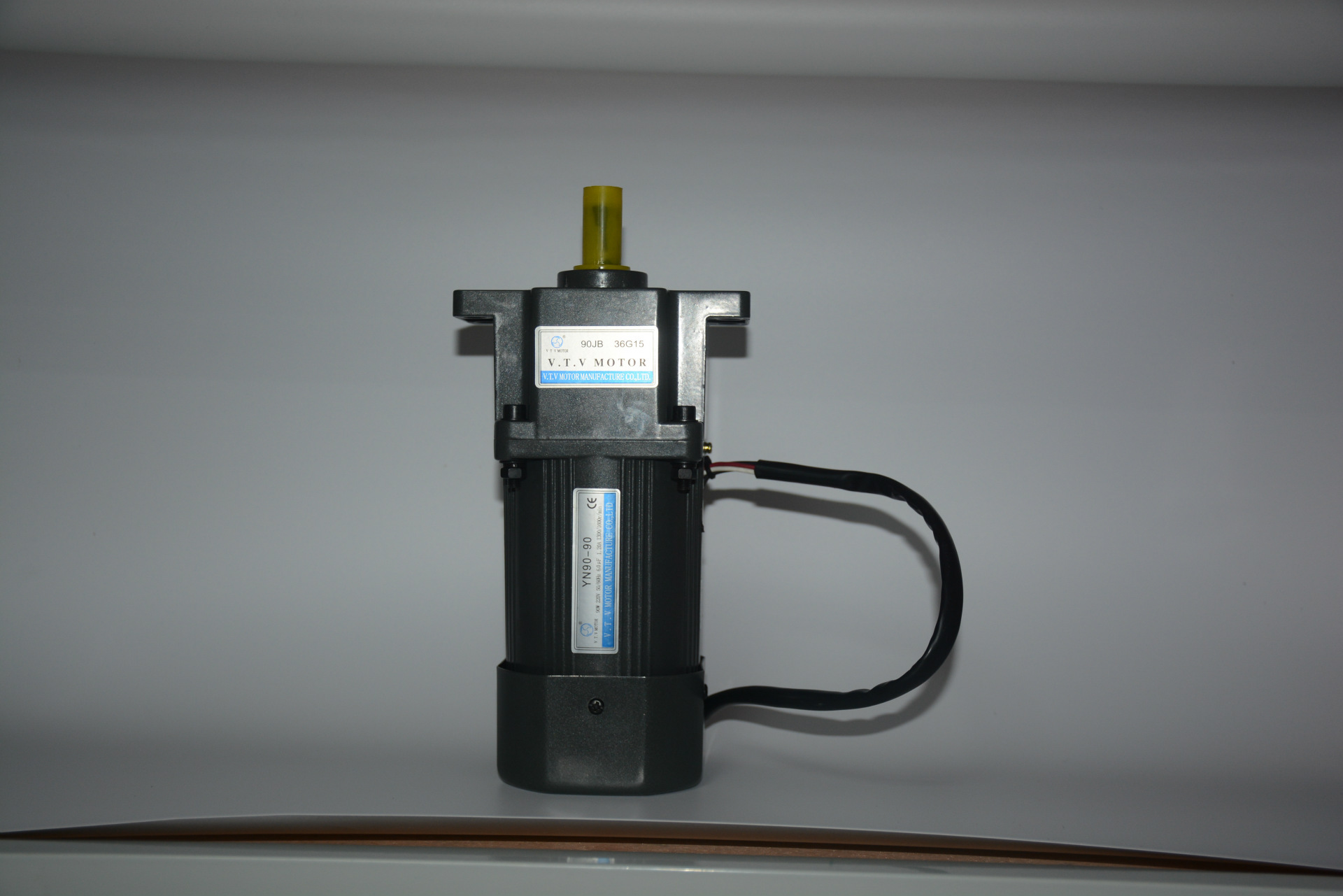 微型电机vtv小马达40w调速单相异步电机220v微型减速电机yn90-40