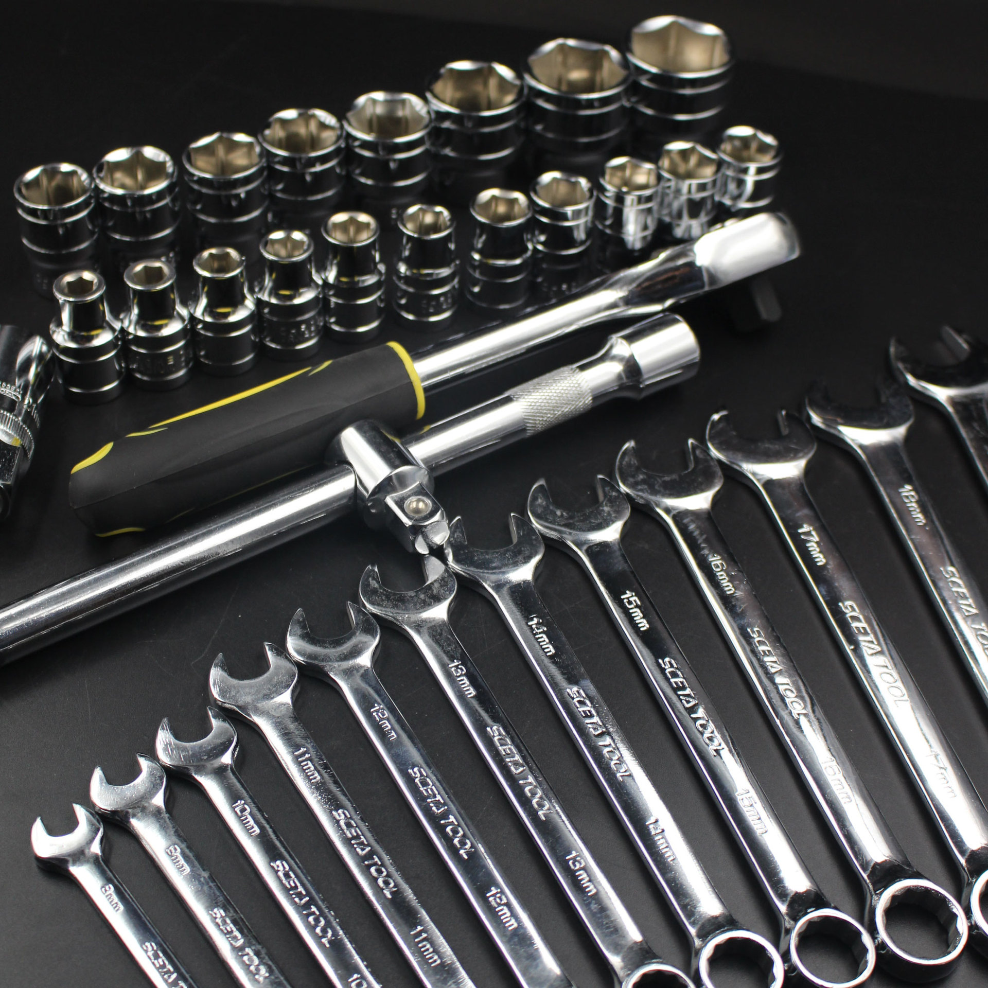 厂家直销镜面铬钒钢37件套套筒扳手组套机修家用套装工具批发