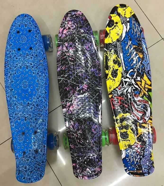 盛世滑行厂家27寸鱼板香蕉板单翘板厂家批发欧美热销塑料滑板pu轮