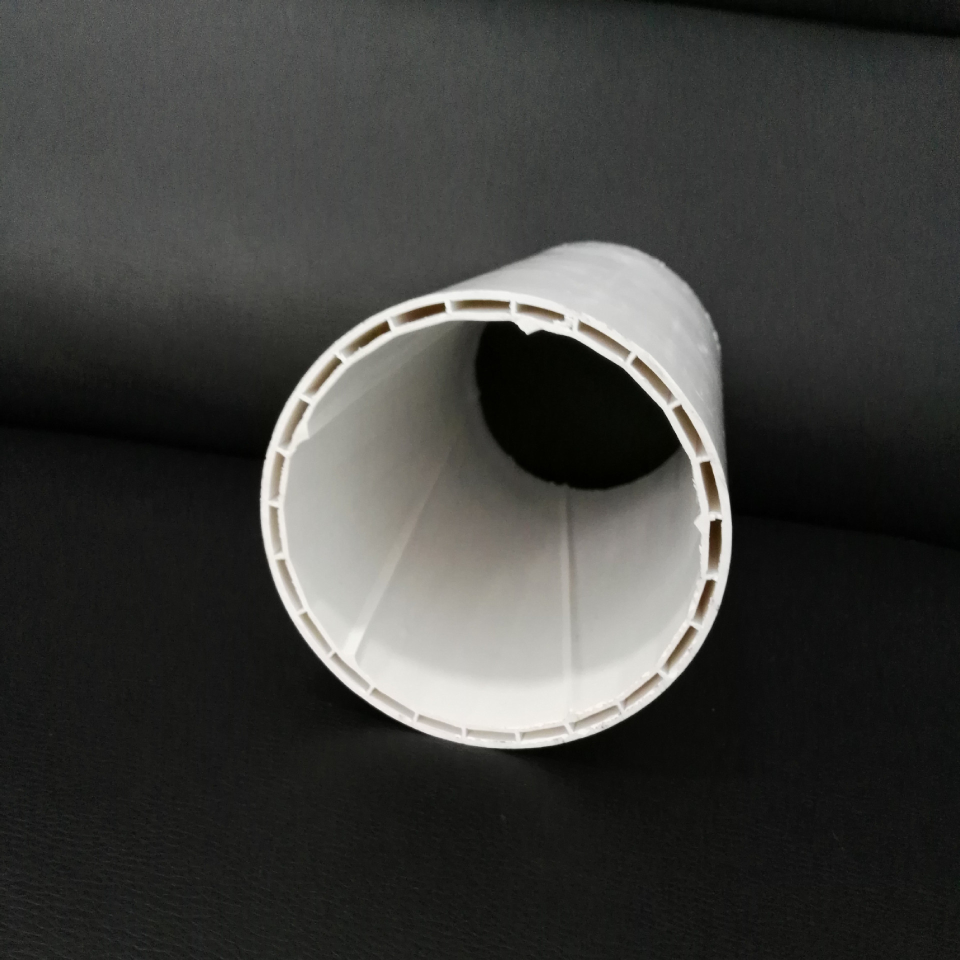 pvc-u中空消音螺旋排水管隔音管高层排水管110*5.