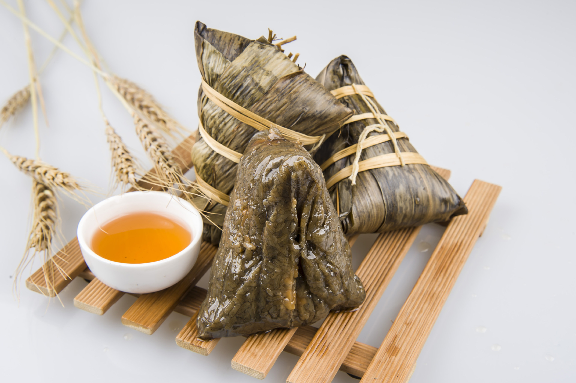 蛋黄粽都安灰水粽老少皆宜防止积食草木灰黄阿姨粽子