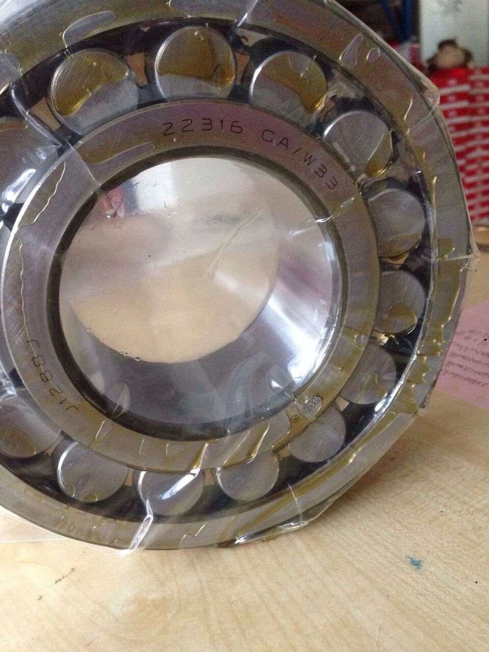 供应优质三类调心滚子轴承 22220 n