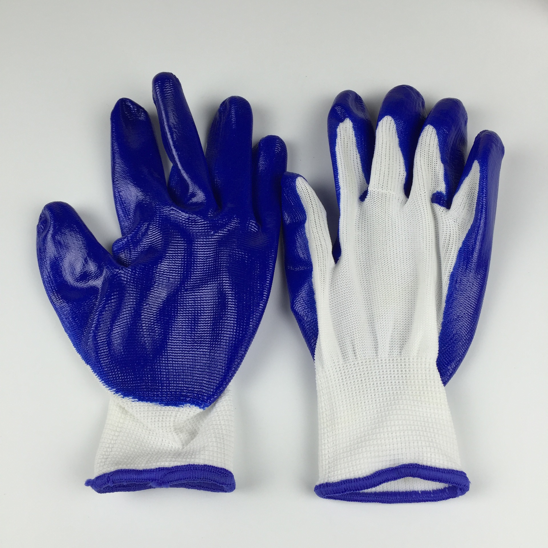 【厂价直销】劳保十三针尼龙丁腈防滑浸胶手套 耐磨防油蓝色批发