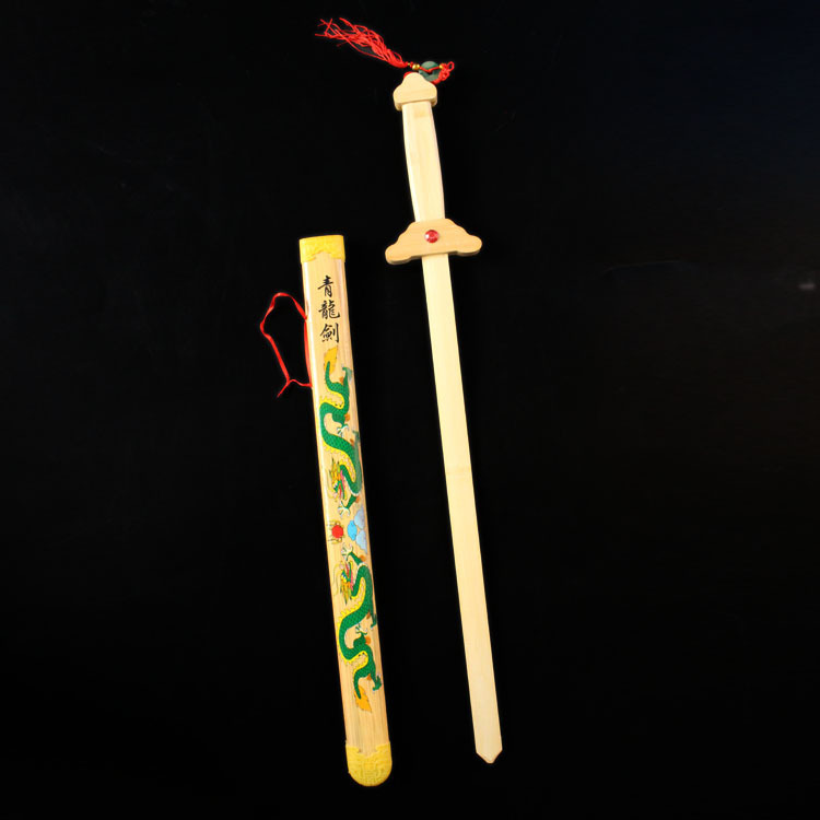 厂家直销竹制青龙剑竹剑晨练演戏道具健身刀剑 旅游工艺品批发