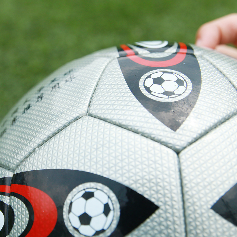 好男儿正品5号pvc足球标准足球尺寸训练比赛专用镜面机贴足球