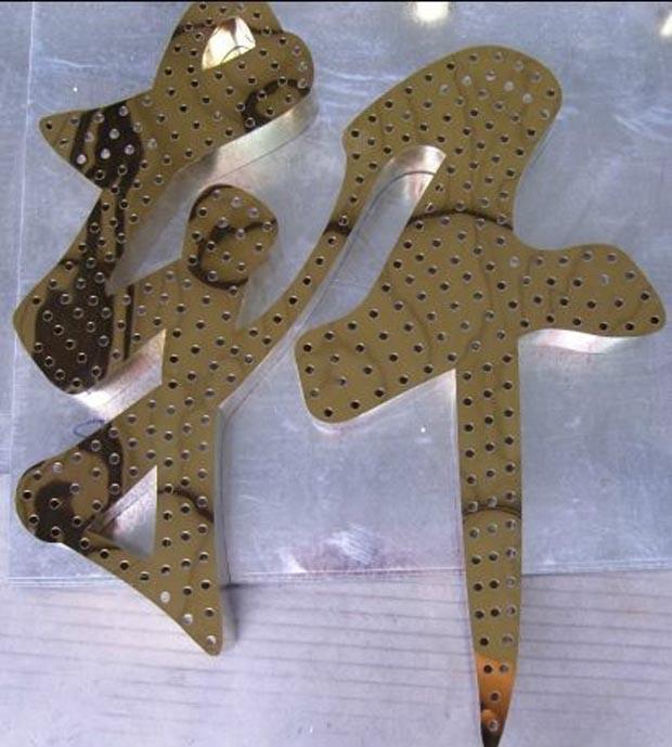 厂家直销 led外露防水冲孔全彩发光字点阵字 铁皮围边 led发光字