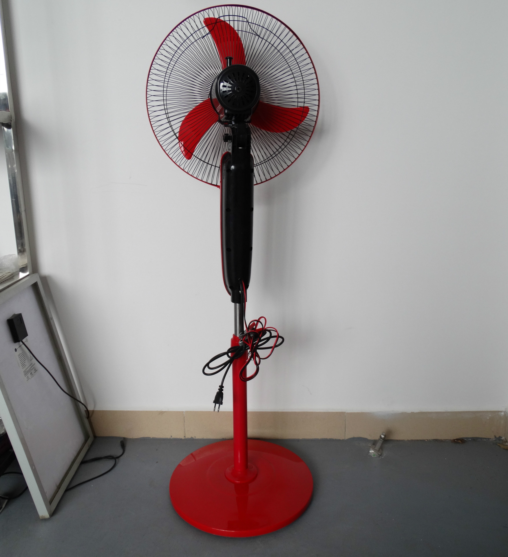 16寸12v圆盘落地扇 直流电风扇 家用风扇 新款 热销 外销带灯风扇