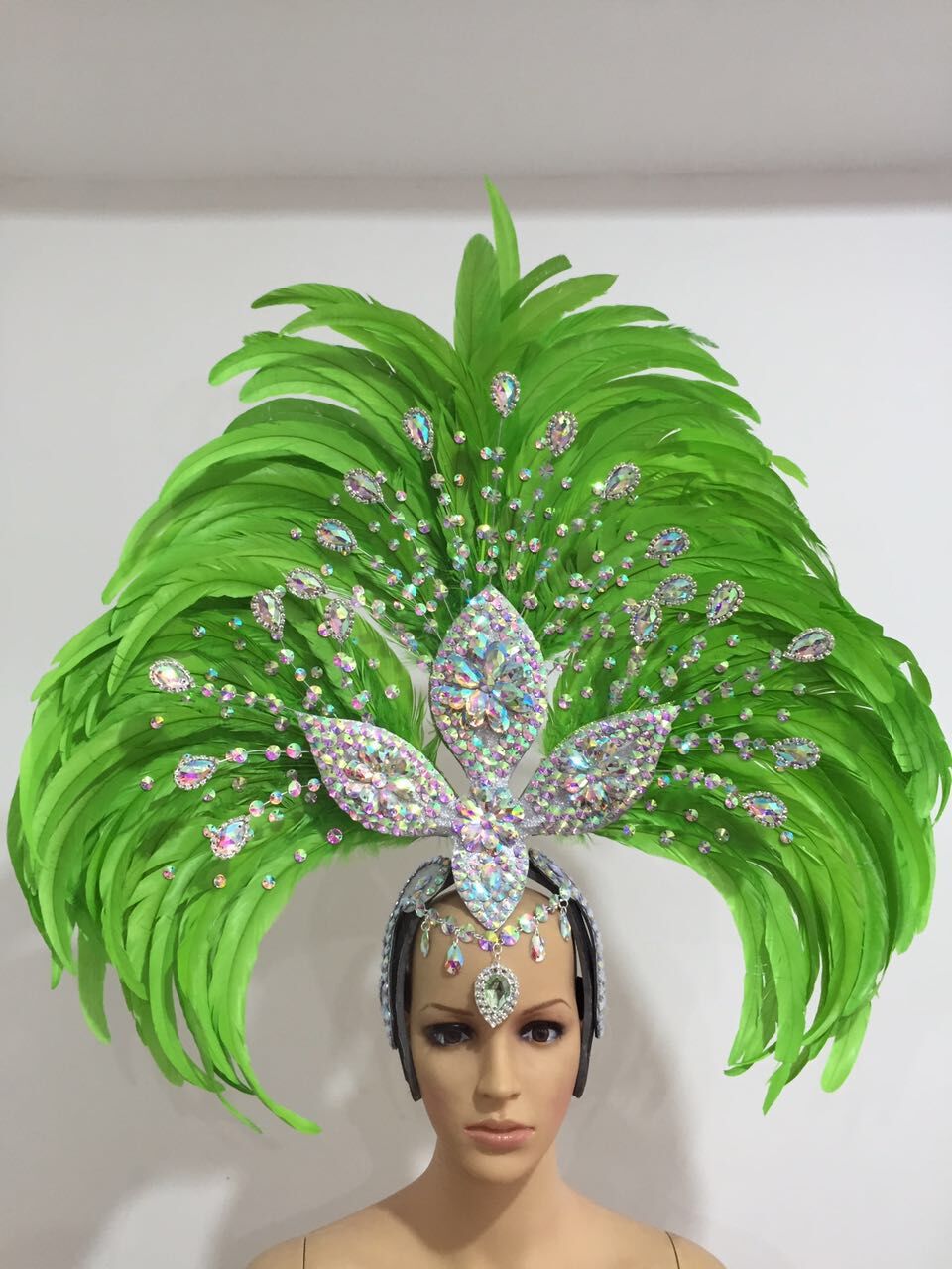 羽毛开场舞队舞台演出服饰 桑巴舞蹈服装 套装 鸵鸟毛背板 头饰