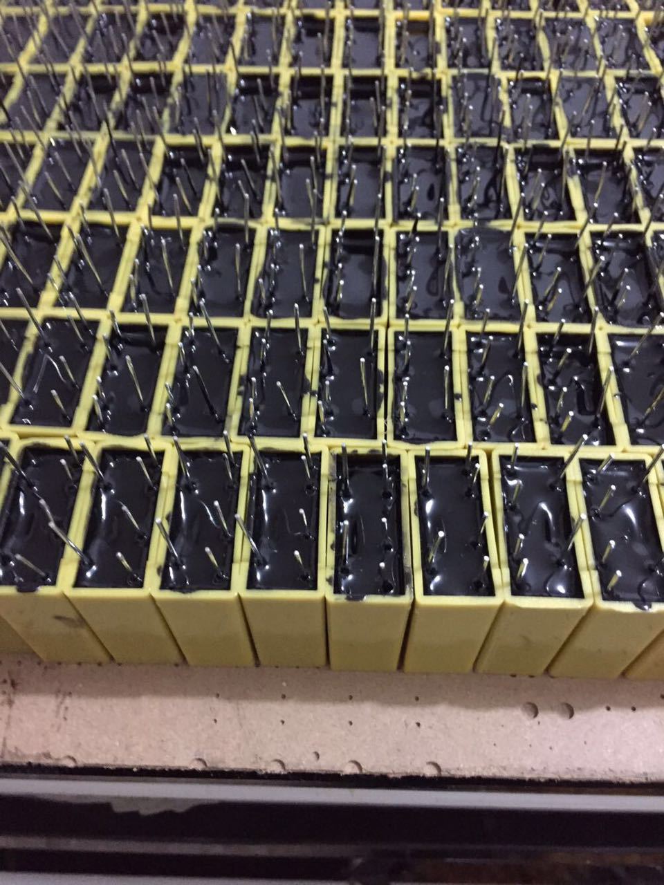 铂桥供应优质各种颜色环氧树脂灌封胶 电子产品灌封胶厂家直销